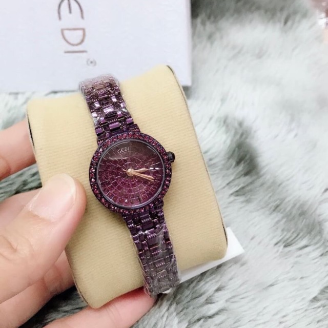 นาฬิกาgedi