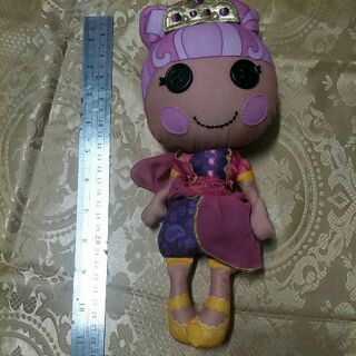 ตุ๊กตาลิขสิทธิ์ มือสอง lalaloopsy สภาพดี ป้ายใหม่ 40 บาท