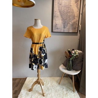 SHEIN Bumble Bee Floral Dress (belt not included)