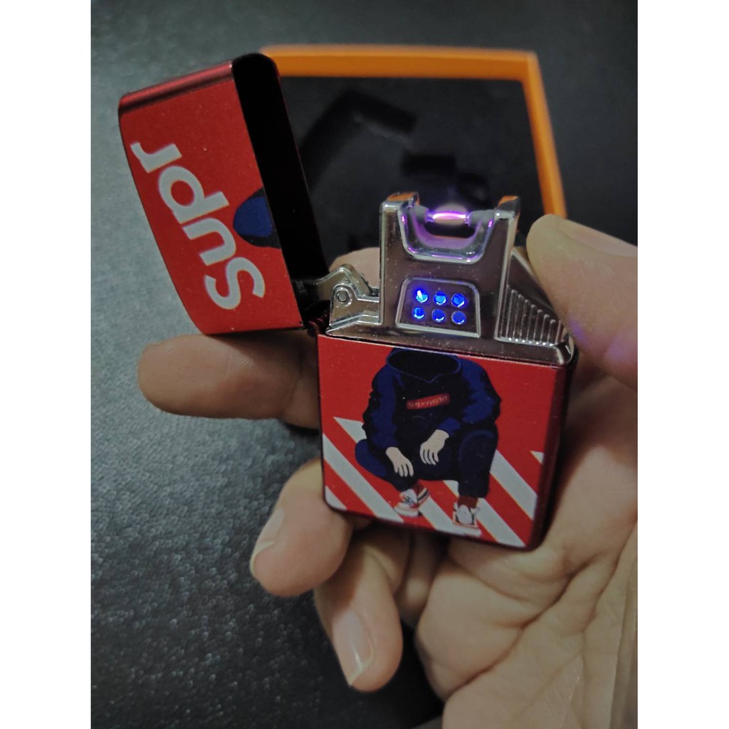 ไฟแช็คไฟฟ้าทรง Zippo มาพร้อมสายชาร์ท USB  ไม่ต้องเติมแก๊สหรือน้ำมันให้ยุ่ง