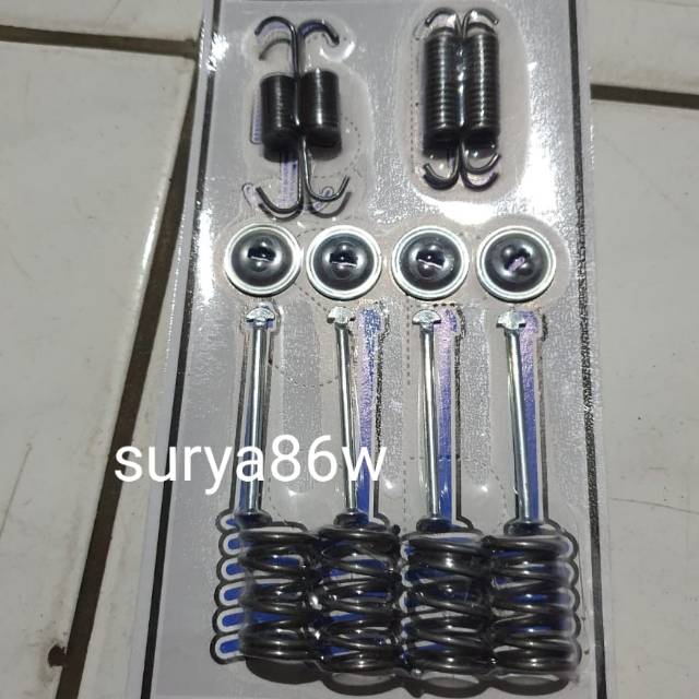 ชุดสปริงเบรคหลัง 16 ชิ้น toyota innova reborn TGN140R GUN142R