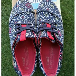 รองเท้าผ้าใบ Toms Del rey ของแท ้100% รองเท้ามือสอง