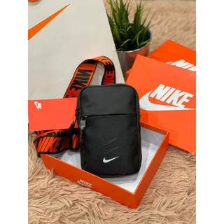 กระเป๋าคาดเอว Nike Sportswear Essentials