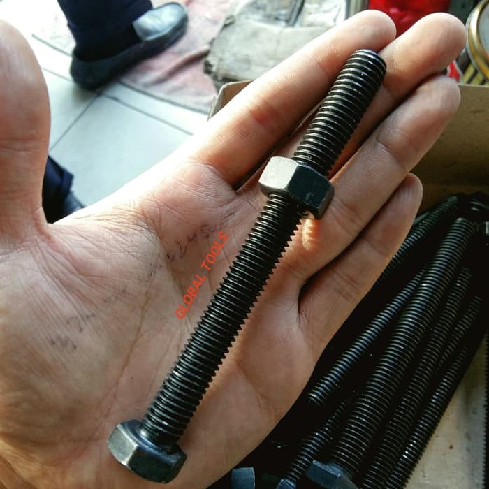 สลักเกลียวเหล็ก 8.8 m12 x 120 สลักสีดํา m12 คีย์ 19 เหล็ก noA325 10.9 12.9