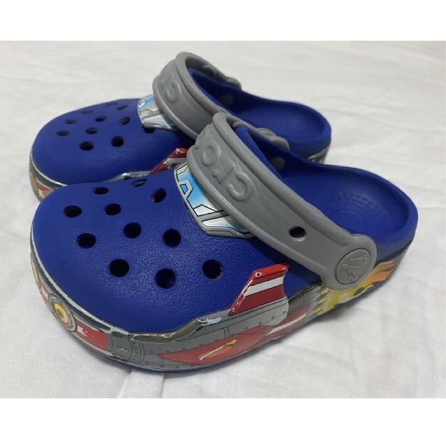 Crocs รองเท้าเด็กแบรนด์แท้ มือสอง (ตำหนิข้างขวาด้านข้างร้าว) ไซส์ C9=16cm เบอร์ 26