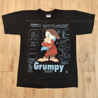 เสื้อยืดผ้าฝ้าย [JACKSON WANG] GRUMPY SNOW WHITE CARTOON เสื้อลายการ์ตูน เสื้อวง เสื้อทัวร์