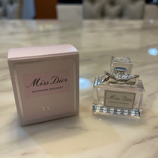 Miss Dior blooming bouquet