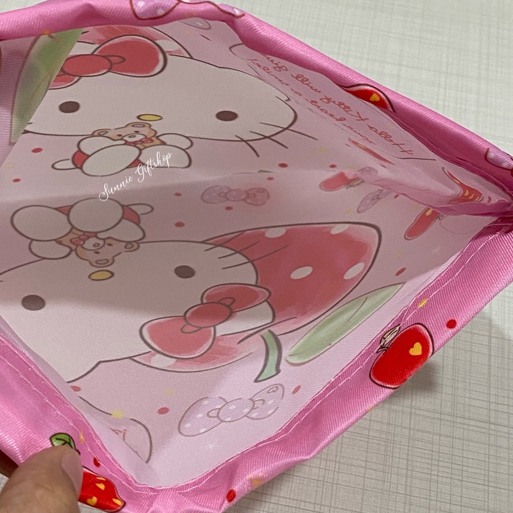 พร้อมส่ง ถุงผ้าหูรูดลายการ์ตูน ผ้าลื่น Kitty Melody Sanrio