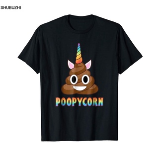 [S-5XL]เสื้อยืด พิมพ์ลายการ์ตูนยูนิคอร์น Poopycorn Poop Emoji สีดํา แฟชั่นใหม่ สําหรับผู้ชาย