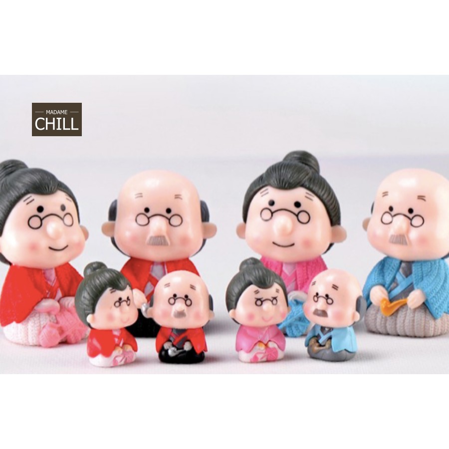 [MC214] ตุ๊กตุ่นจิ๋ว คู่รัก ตายาย นั่งคุกเข่า (1 คู่ ราคา 30, 100 บาท)
