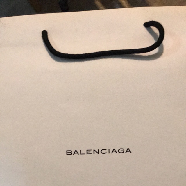 กระเป๋าbalenciaga city classic สีดำหมุดเงิน มีถุงกระดาษ ถุงผ้า การ์ด