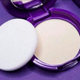 Srichand Translucent Compact Powder 4.5g ศรีจันทร์ แป้งพัฟอัดแข็ง  โปรแรง