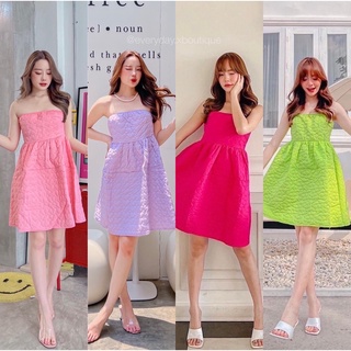 Dolly dress👗💕💖(450฿ฟรีส่ง) สาวๆคนไหนชอบสายหวานต้องรุ่นนี้เลยค่ะ เดรสสายเดี่ยวผ้าปั้มลายดอก พร้อมสายมุก น่ารักมาก