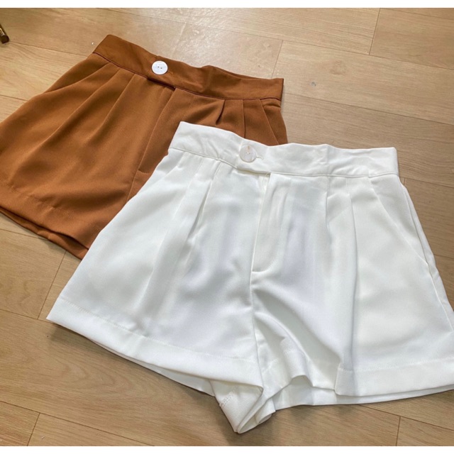 กางเกงสีขาว ป้าย akara size : s