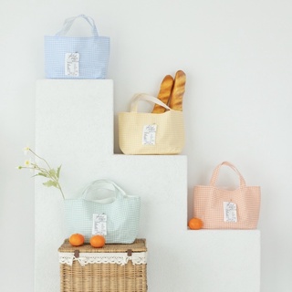 Wyllabrand กระเป๋าผ้า Gingham picnic bag