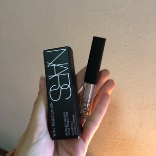 คอนซีลเลอร์ ตัวดัง NARS ขนาดพกพา มีกล่องครบ สี vanila 2