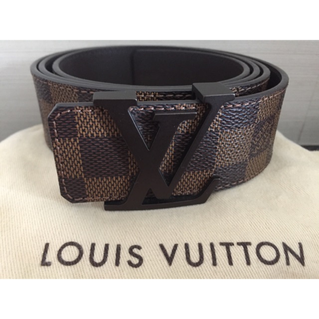 เข็มขัดหลุยส์ Louis Vuitton ของแท้ 100% มือสอง พร้อมกล่อง