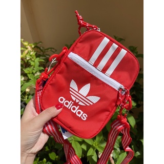 Adidas festival bag สีแดง