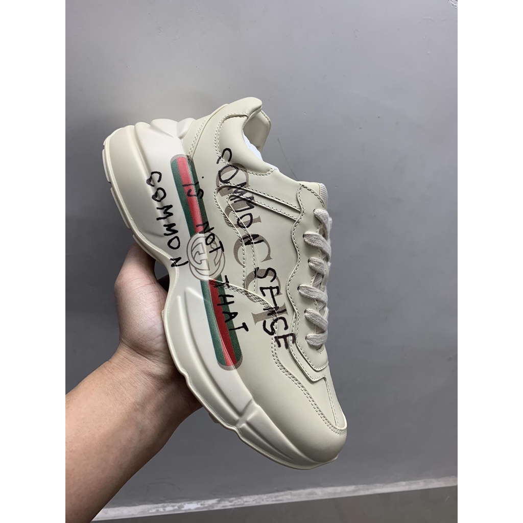 Gucci (Guqi bursting shoes. Sales of foot feelings light shock ...