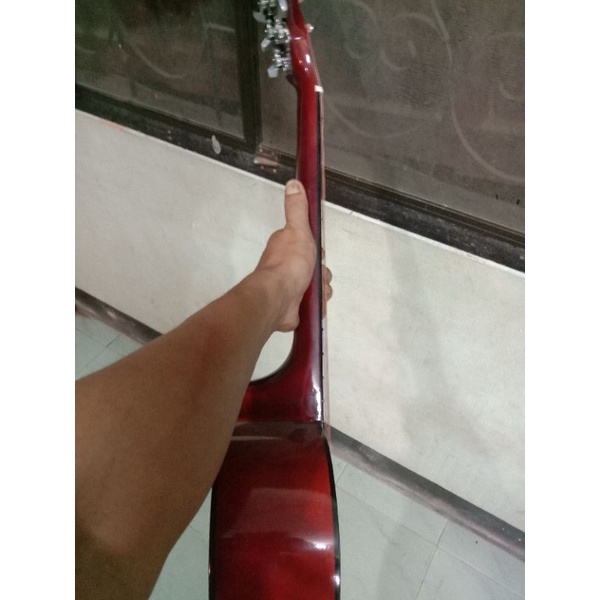 กีตาร์โปร่งยี่ห้อFORTIS