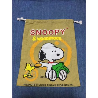 ถุงผ้าหูรูด Snoopy..