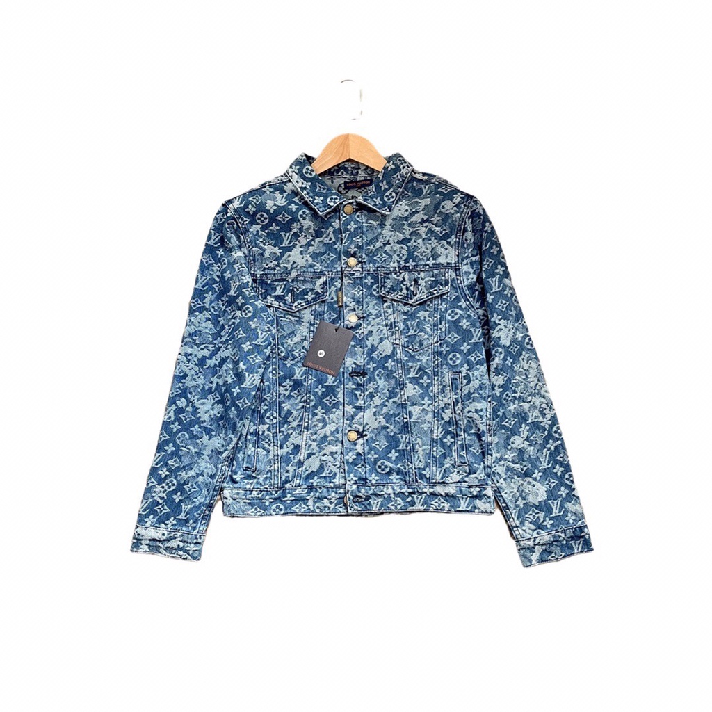 เสื้อยีนส์ LOUIS VUITTON [NEW] Unisex ใส่ก่อนเท่ห์ก่อน ใครเห็นเป็นต้องมอง [Limited Edition]