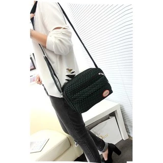 (ใส่โค้ดลดเพิ่ม MMS15BAG) Fashion handbag กระเป๋าสะพายผ้าใบ สำหรับผู้หญิง มีหลายช่องT-797