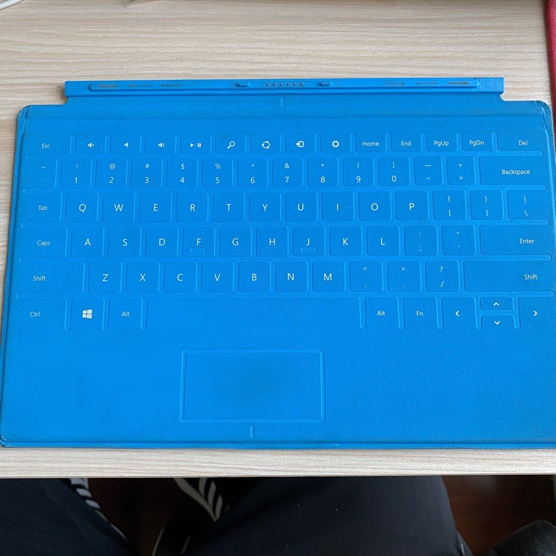 MICROSOFT เคสคีย์บอร์ดไมโครซอฟท์ มือสอง กันรอยหน้าจอสัมผัส สีฟ้า สําหรับ Surface 1 2 RT Pro 10.6 นิ้ว