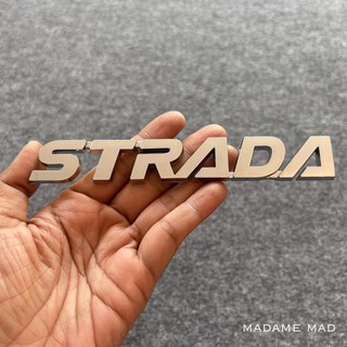 โลโก้ MITSUBISHI STRADA ขนาด 15x2.5cm (สีโครเมียม)