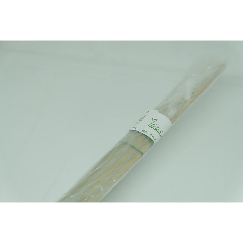 ขอบไม้ไผ่ กว้าง 1.5 ยาว 50 cm. 1 คู่ มีขอบเขียวติด สำหรับโครงจักสาน หรือ ด้ามพัด ตราไผ่บง