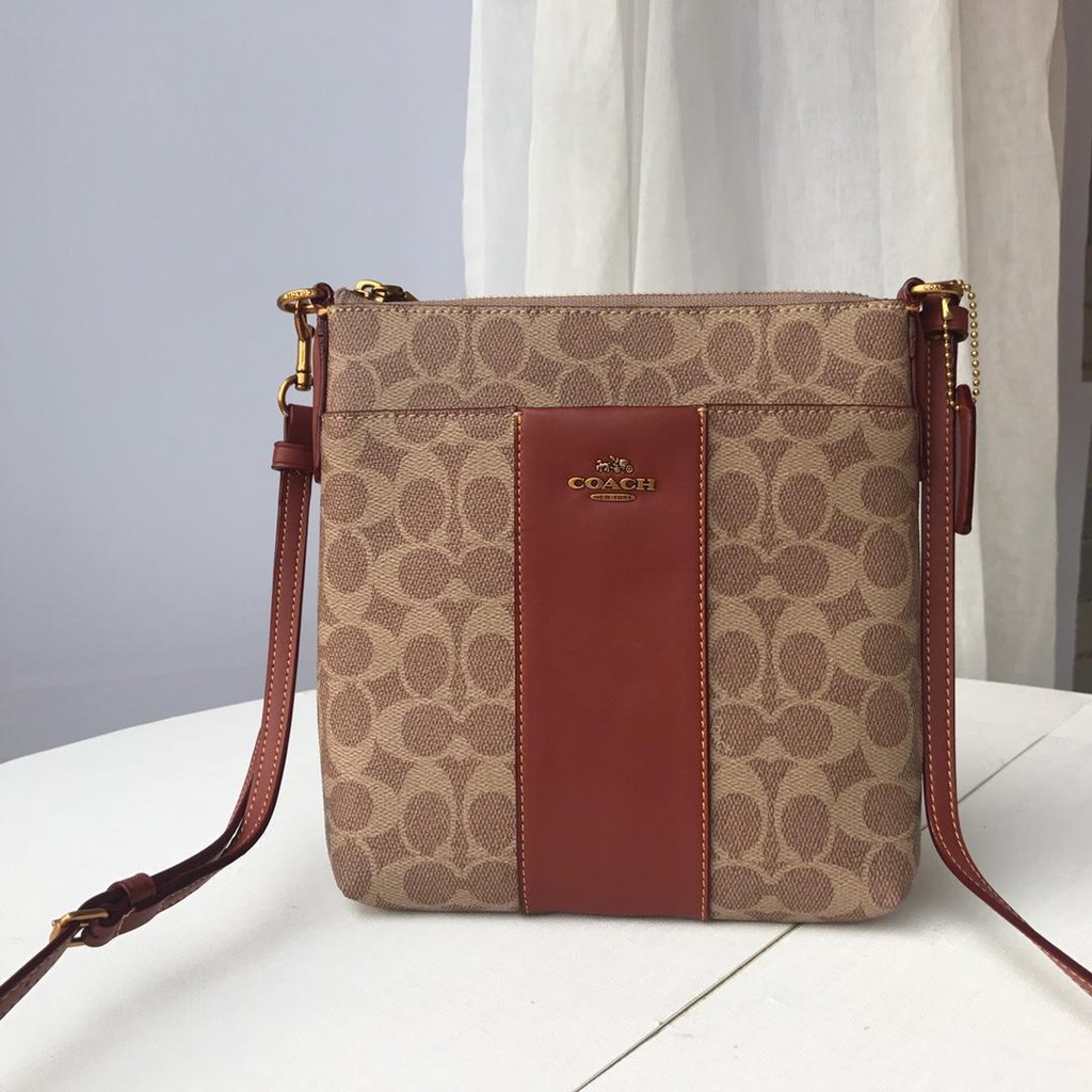 túi xách Coach signature 