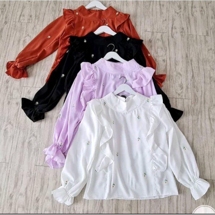 WSW เสื้อเบลาส์ลายดอกเดซี่