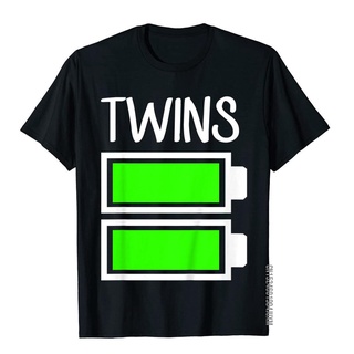 เสื้อยืดผ้าฝ้ายพรีเมี่ยม เสื้อยืด ผ้าฝ้าย พิมพ์ลาย Twins Full Energy Funny Twin Batteries Camisa แฟชั่นผู้ชาย