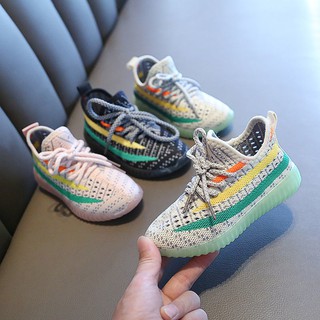 Yeezy รองเท้ากีฬารองเท้าผ้าใบระบายอากาศสําหรับเด็ก