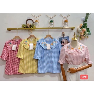 Lilyn💕เสื้อลายสก๊อตคอปกบัว ปักคอเสื้อลายการ์ตูน อก 38