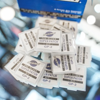 Park Tool GP-2 ชุดแผ่นปะยางในจักรยาน PRE-GLUED SUPER PATCH KIT จำนวน 6 แผ่น สะดวกต่อการใช้งาน ใช้งานได้ดี จาก USA