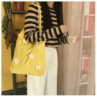 พร้อมส่ง!!!!!!! Flower tote bag ส่งฟรี น่าเอ็นดูวอีกแล้ว กระเป๋าผ้าลายดอกไม้ มีมิติ ตัวดอกไม้นูนออกมาก น่ารักมากก