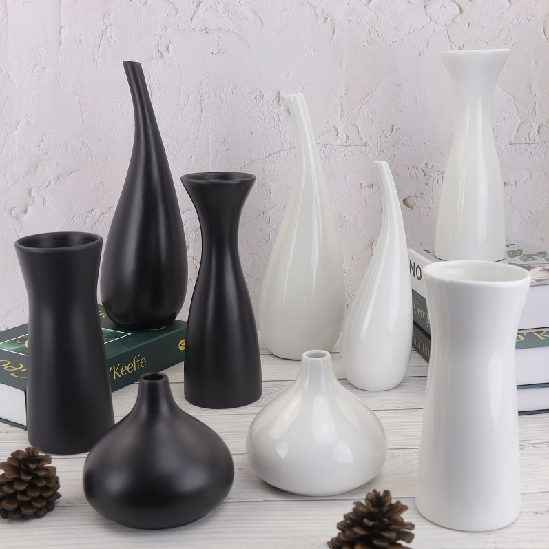 Ceramic Vase แจกันดอกไม้เซรามิค สำหรับการตกแต่งบ้าน มีหลายแบบหลายสีให้เลือก