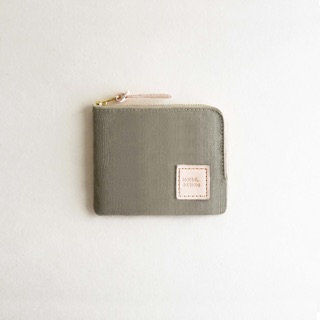 Purse - natural green