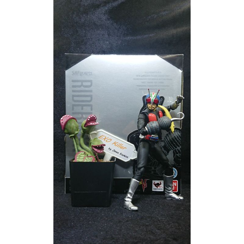 ♨️ USED Riderman Rider Man V3 V4 Kamen Masked Rider SHF S.H.FIGUARTS Figuarts Bandai มดแดง มดเอ็กซ์​