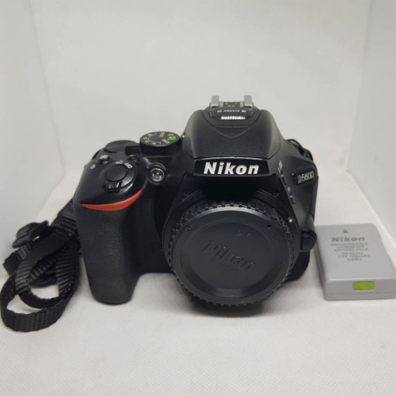 กล้อง Nikon D5600 (บอดี้+แบต)(สินค้ามือสอง)