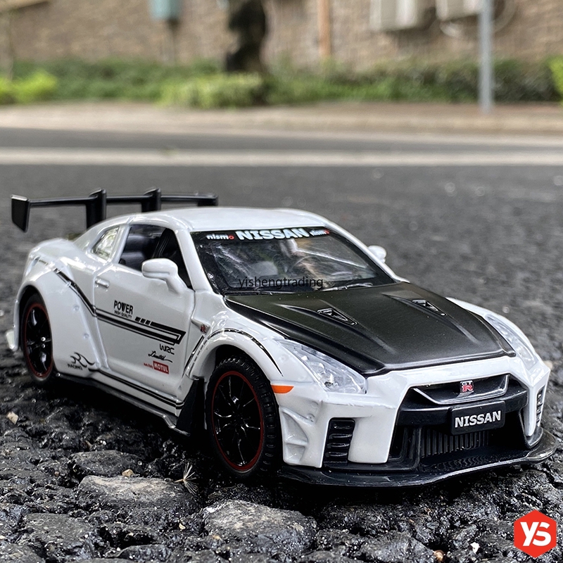 🔥ส่งไวจากไทย🔥 โมเดลรถเหล็ก​ รถ​โมเดล​ [มีฐาน​มี​กล่อง]​ NISSAN​ GTR​ R35​ ยาว15cm สเกล 1/32 มีเสียง​