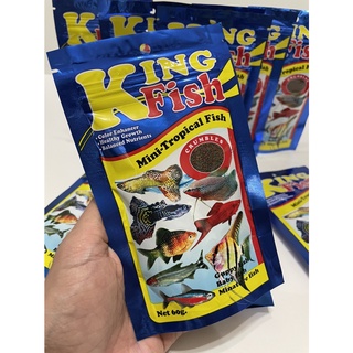 (จัดส่งเร็ว) คิงฟิช King Fish Mini Tropical สีน้ำเงิน สำหรับปลาสวยงามขนาดเล็ก แบบเกล็ด ุ60g