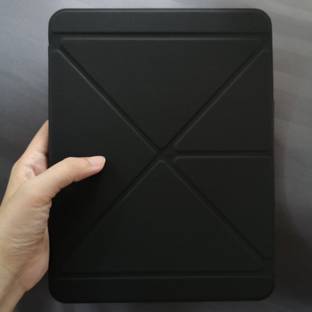 (มือสอง)​เคส iPad Pro 11" Gen2, 2020 Applesheep Origami สีดำ สภาพ 99%