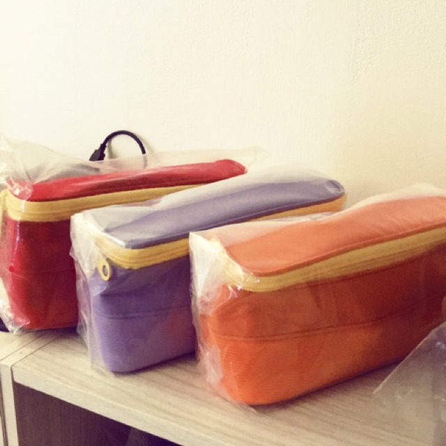 Thai airways amenity kit