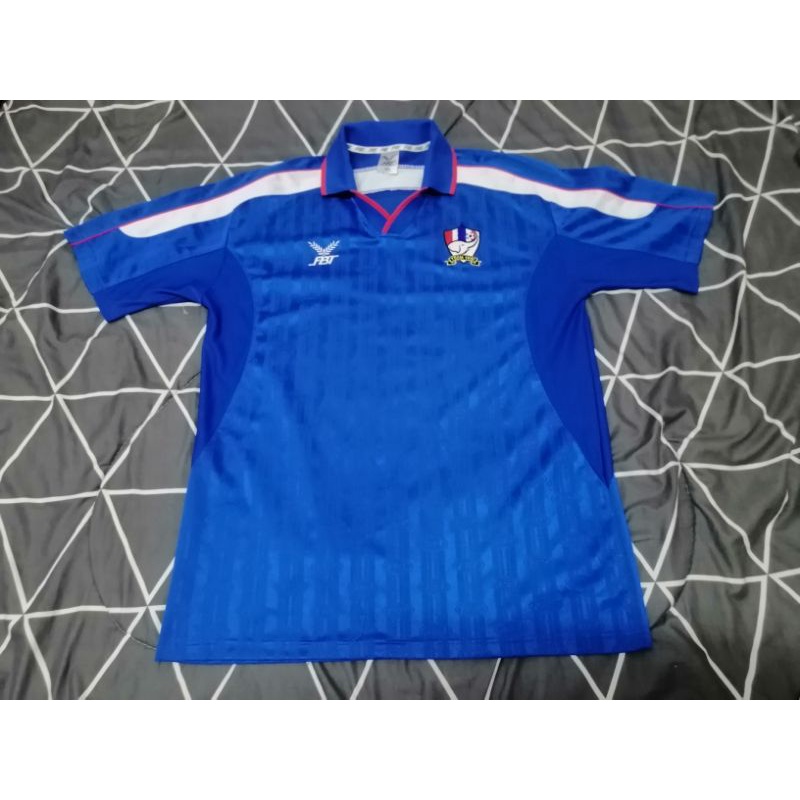 เสื้อฟุตบอลทีมชาติไทย ปี2003-2004 แบรนด์FBT