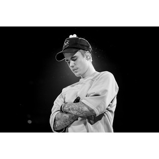 โปสเตอร์ Justin Bieber จัสติน บีเบอร์ Music Poster รูปภาพ ภาพถ่าย โปสเตอร์วงดนตรี ตกแต่งผนัง ตกแต่งบ้าน ดนตรี