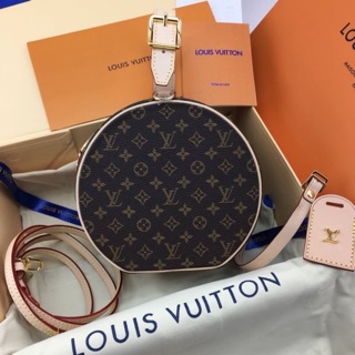 ❌Sale4990ใบเดียว❌Louis Vuitton  Grad original งานดีสุด Size 17CM  free box set