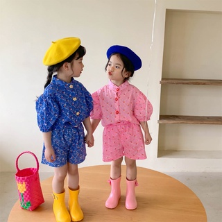2022 ใหม่ 2 ชิ้น ชุดเสื้อผ้าเด็กผู้หญิง เสื้อลายดอกไม้ย้อนยุค + กางเกงขาสั้นตาข่าย สไตล์เกาหลี ผ้าฝ้าย น่ารัก ชุดเซ็ทเด็กผู้หญิง  ชุดเซ็ท