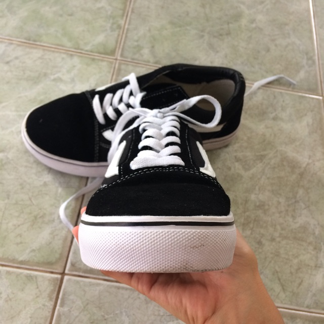 มือสองสภาพยังดี ราคาได้จ้า️ Vans-old skools ️ต่อรอง ขายดี ขายส่ง ชุดแซก ราคา เดรส